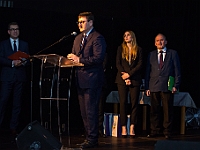 Gala Przyjaciele Schroniska na Paluchu  Warszawa, 18 stycznia 2018 r. Okęcka Sala Widowiskowa. Gala "Przyjaciele Schroniska na Paluchu". : schronisko na paluchu, przyjaciele schroniska na paluchu, okęcka sala widowiskowa, maciej orłoś, henryk strzelczyk, kasia moś, tvp 3 warszawa, carrefour, kocie sprawy, dog & sport, cztery łapy