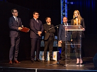 Gala Przyjaciele Schroniska na Paluchu  Warszawa, 18 stycznia 2018 r. Okęcka Sala Widowiskowa. Gala "Przyjaciele Schroniska na Paluchu". : schronisko na paluchu, przyjaciele schroniska na paluchu, okęcka sala widowiskowa, maciej orłoś, henryk strzelczyk, kasia moś, tvp 3 warszawa, carrefour, kocie sprawy, dog & sport, cztery łapy