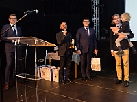 Gala Przyjaciele Schroniska na Paluchu  Warszawa, 18 stycznia 2018 r. Okęcka Sala Widowiskowa. Gala "Przyjaciele Schroniska na Paluchu". : schronisko na paluchu, przyjaciele schroniska na paluchu, okęcka sala widowiskowa, maciej orłoś, henryk strzelczyk, kasia moś, tvp 3 warszawa, carrefour, kocie sprawy, dog & sport, cztery łapy