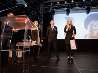 Gala Przyjaciele Schroniska na Paluchu  Warszawa, 18 stycznia 2018 r. Okęcka Sala Widowiskowa. Gala "Przyjaciele Schroniska na Paluchu". : schronisko na paluchu, przyjaciele schroniska na paluchu, okęcka sala widowiskowa, maciej orłoś, henryk strzelczyk, kasia moś, tvp 3 warszawa, carrefour, kocie sprawy, dog & sport, cztery łapy