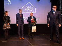 Gala Przyjaciele Schroniska na Paluchu  Warszawa, 18 stycznia 2018 r. Okęcka Sala Widowiskowa. Gala "Przyjaciele Schroniska na Paluchu". : schronisko na paluchu, przyjaciele schroniska na paluchu, okęcka sala widowiskowa, maciej orłoś, henryk strzelczyk, kasia moś, tvp 3 warszawa, carrefour, kocie sprawy, dog & sport, cztery łapy