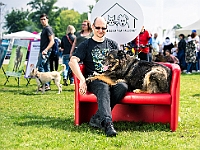 Warszawski Dzień Zwierząt 2019  Warszawa, 18 maja 2019 r. Multimedialny Park Fontann. Organizator - Schronisko dla Bezdomnych Zwierząt "Na Paluchu" : warszawski dzień zwierząt, park fontann, schronisko na paluchu
