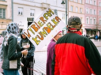 Marsz Kundelków  27 października 2018 r. Marsz Kundelków ulicami Starego Miasta w Warszawie. Organizator - Schronisko dla Bezdomnych Zwierząt "Na Paluchu". : marsz kundelków, schronisko dla bezdomnych zwierząt, na paluchu, wybory kundelka, adopcja zwierząt, adoptuj warszawiaka