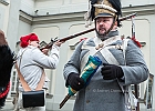 Pałac Pod Blachą  Warszawa, 16 lutego 2013 r. Pałac pod Blachą. Zdjęcia z inscenizacji upamiętniającej powrotu wojsk polskich z kampanii 1812 (powrót Orłów) imprezy rekonstrukcyjnej zorganizowanej przez Stowarzyszenie 2 Pułku Piechoty Księstwa Warszawskiego. : Pałac Pod Blachą, pałac, Zamek Królewski, Warszawa, wojsko napoleońskie, inscenizacja, pokój sypialny, kancelaria wojenna, westybul główny, kancelaria sztabowa, dziedziniec zamkowy, salon, medal, sypialnia księcia, westybul głowny, schody pałacowe, dziedziniec pałacowy, warta, żołnierz, żołnierze, Księstwo Warszawskie, 2 pułk piechoty Księstwa Warszawskiego